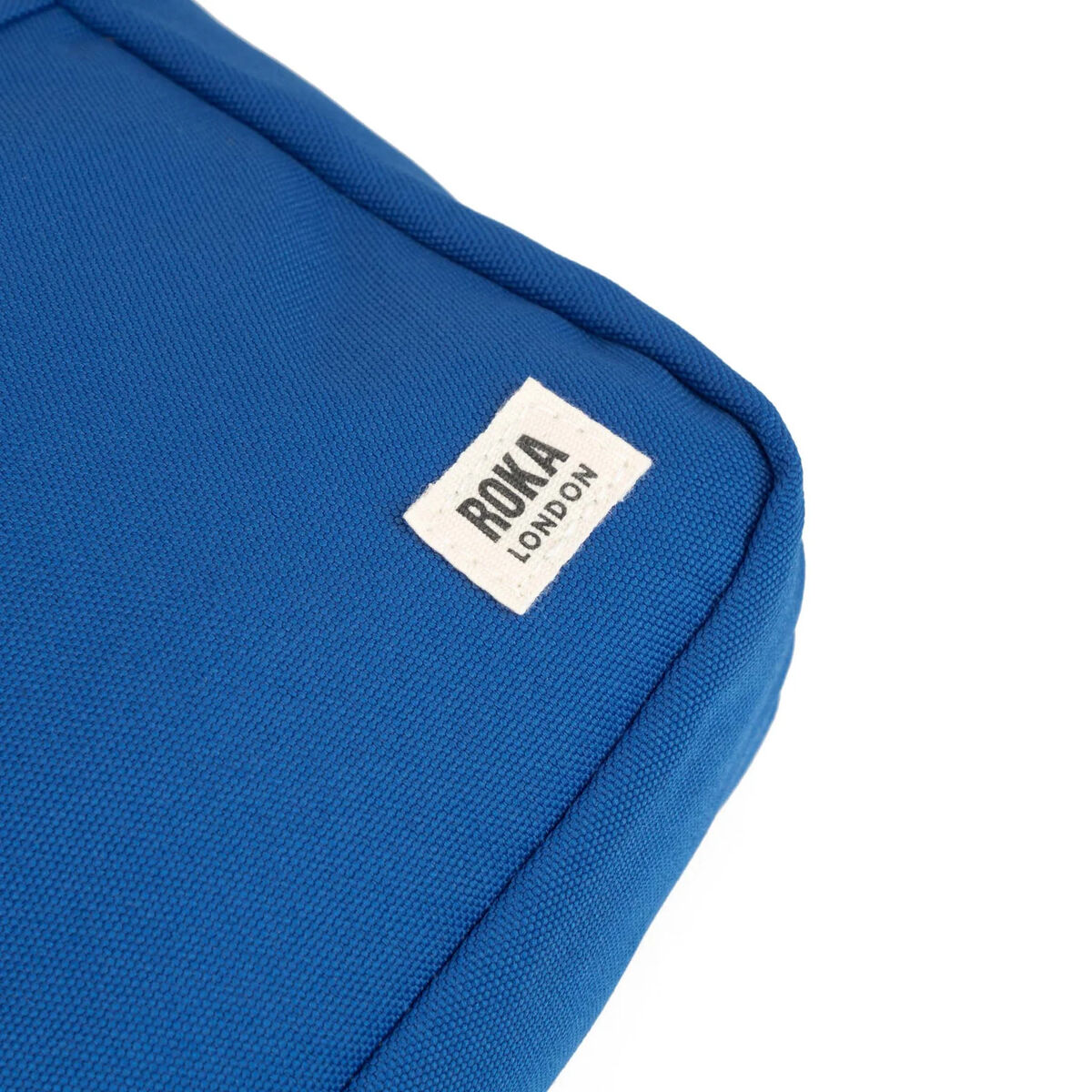ROKA_BOND_A_CANVAS_GALACTICBLUE_LABEL.webp ROKA_BOND_A_CANVAS_GALACTICBLUE_LABEL.webp
