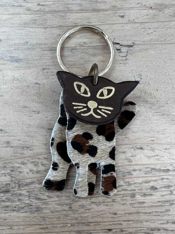 LEATHER CAT KEYRINGS